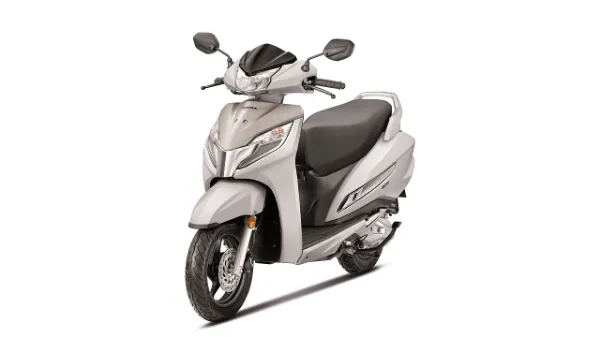 Honda Activa 125 Pearl Precious White